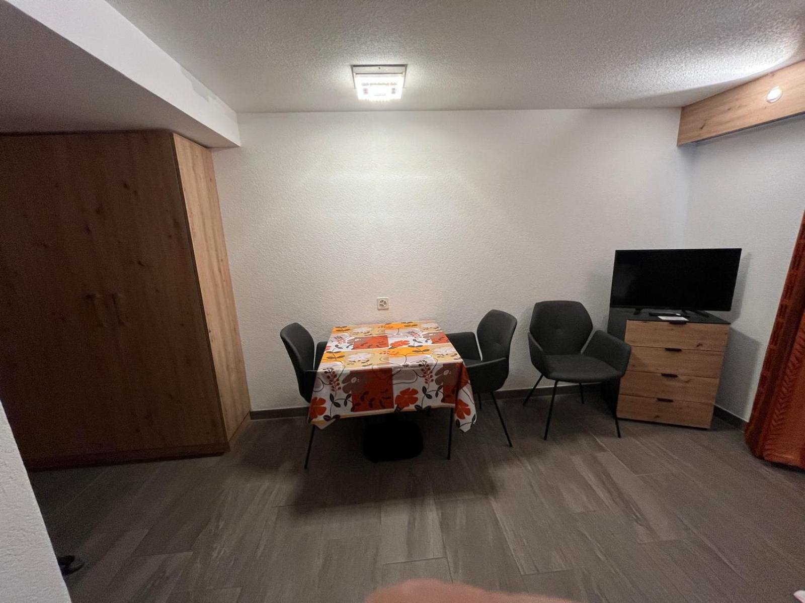 Haus Erle Lägenhet Saas-Grund Exteriör bild